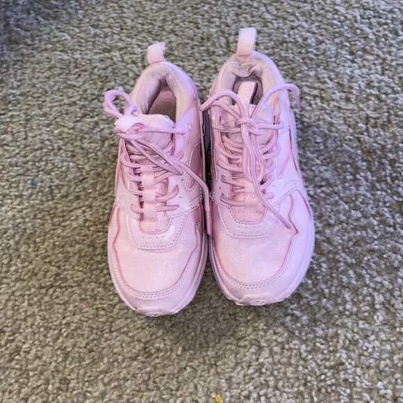Heelys wheeled pink shoe - Picture 1 of 5
